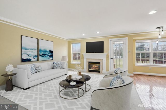 309 MANOR RD, Harleysville, PA 19438