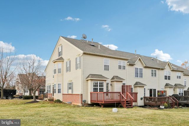 309 MANOR RD, Harleysville, PA 19438