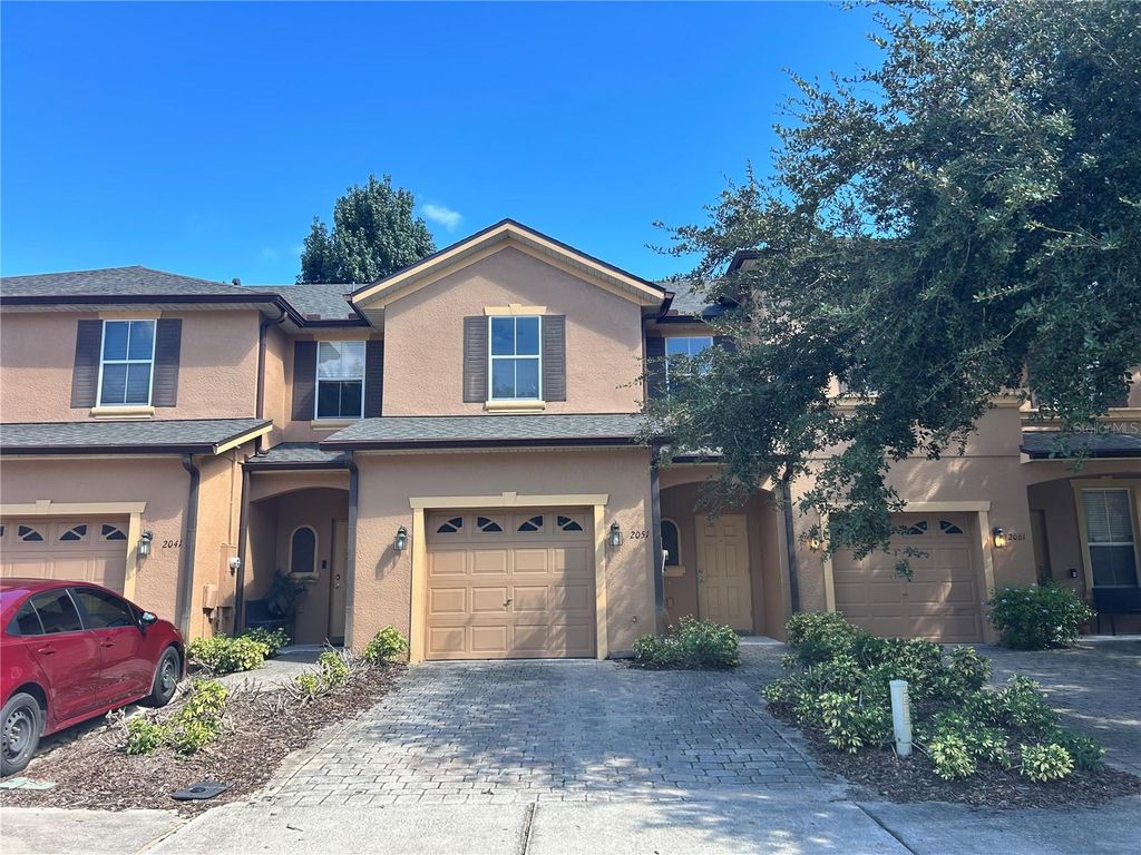 Image 2 of property listing at 2051 RETREAT VIEW CIRCLE, Sanford, FL 32771