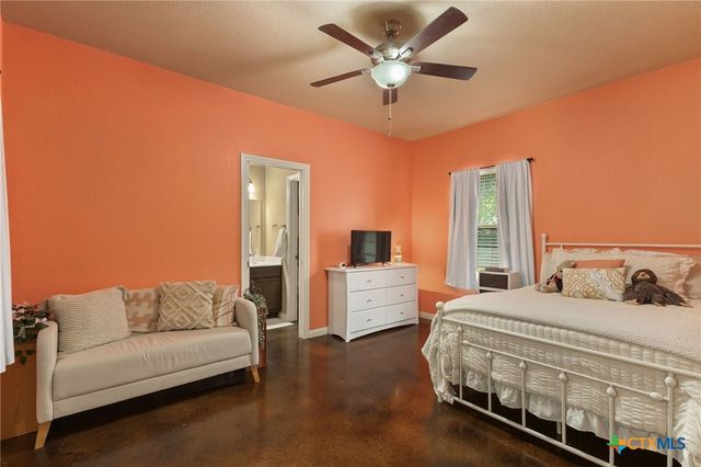 820 Mission Hills Drive, New Braunfels, TX 78130