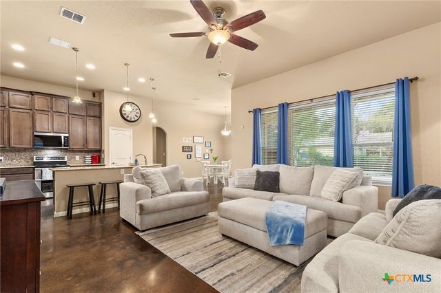 820 Mission Hills Drive, New Braunfels, TX 78130