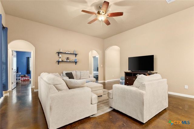 820 Mission Hills Drive, New Braunfels, TX 78130