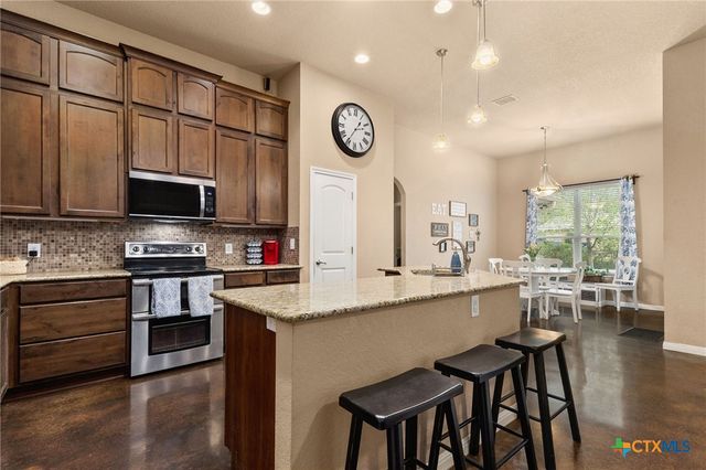 820 Mission Hills Drive, New Braunfels, TX 78130