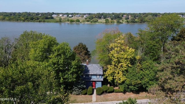 28968 E River Road, Perrysburg, OH 43551