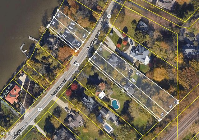 28968 E River Road, Perrysburg, OH 43551
