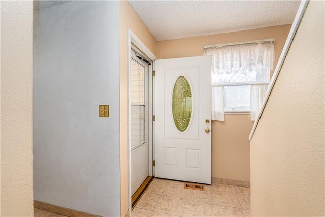 255 N Michigan Street 100, Lawrence, KS 66044