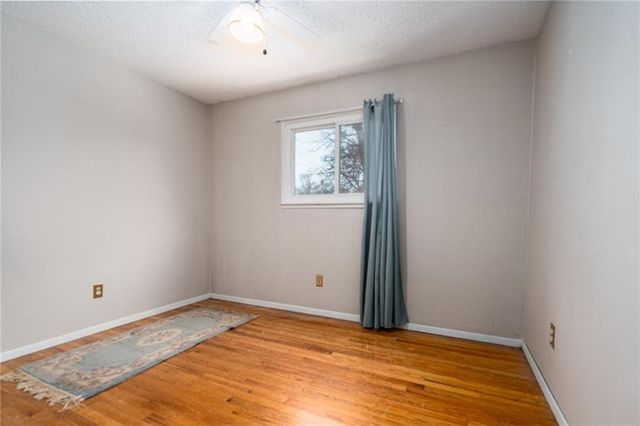 255 N Michigan Street 100, Lawrence, KS 66044