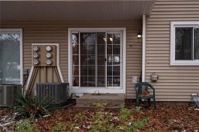 255 N Michigan Street 100, Lawrence, KS 66044