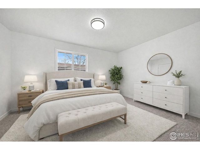 908 Applewood Ct, Fort Lupton, CO 80621