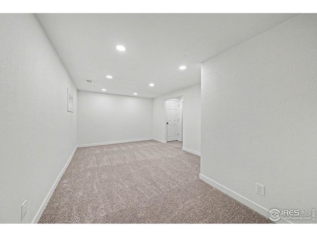 908 Applewood Ct, Fort Lupton, CO 80621