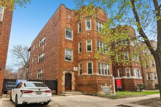 7821 S Phillips Avenue, Chicago, IL 60649