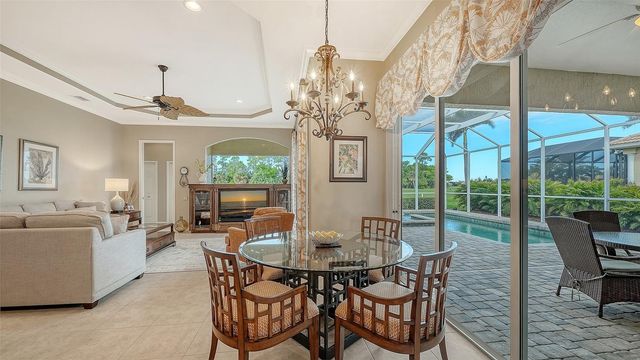 824 AMARYLLIS LANE, Venice, FL 34292