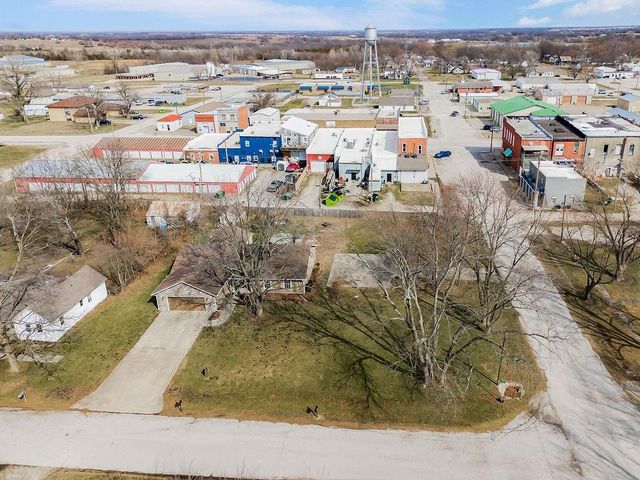 206 Fir Street, Garden City, MO 64747