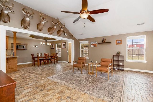 206 Fir Street, Garden City, MO 64747