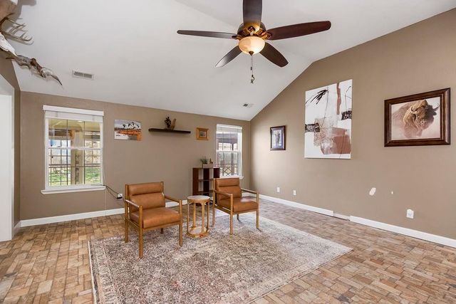 206 Fir Street, Garden City, MO 64747