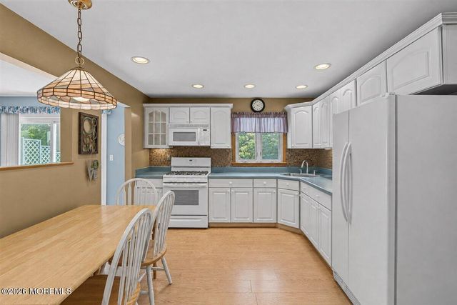 157 Glenbrook Road, Freehold, NJ 07728