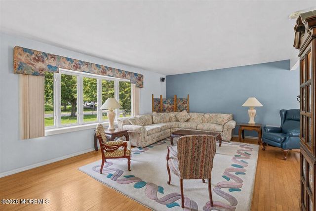 157 Glenbrook Road, Freehold, NJ 07728