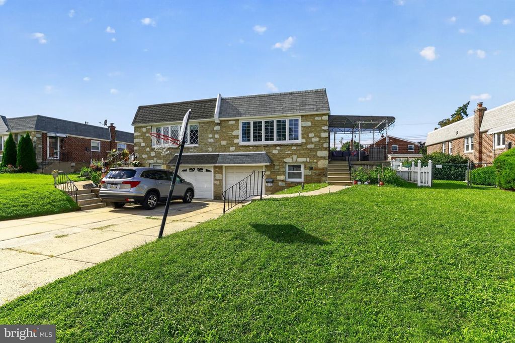 9952 WOODFERN RD, PHILADELPHIA, PA 19115 — photo 3