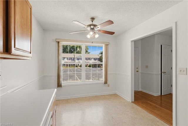 5808 Battery Drive 42, Greensboro, NC 27409