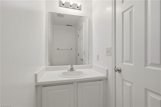 5808 Battery Drive 42, Greensboro, NC 27409
