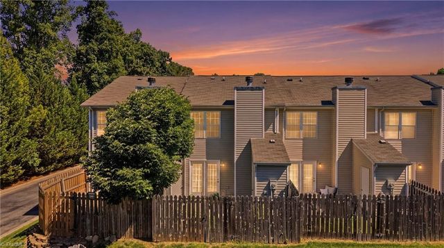 5808 Battery Drive 42, Greensboro, NC 27409
