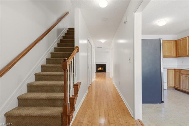 5808 Battery Drive 42, Greensboro, NC 27409