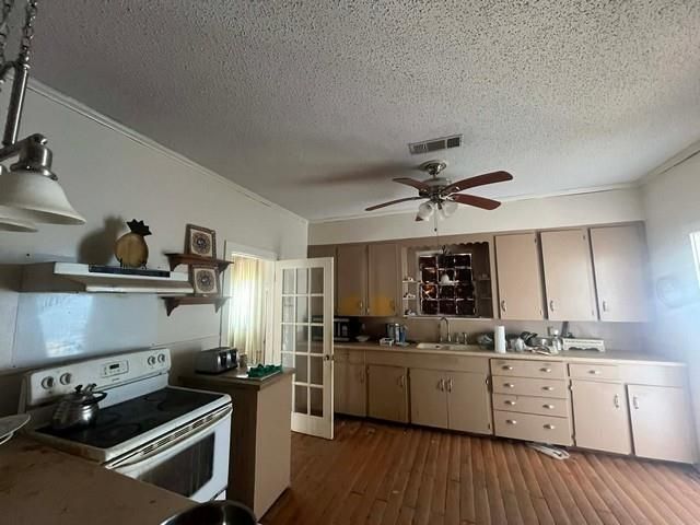 213 ONEAL Street, Pineville, LA 71360