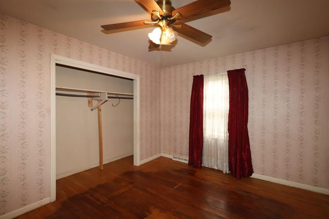 1860 Russell Cave Road, Lexington, KY 40505