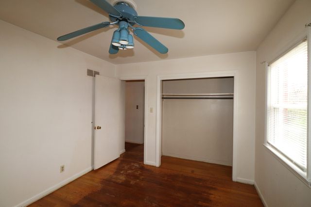 1860 Russell Cave Road, Lexington, KY 40505