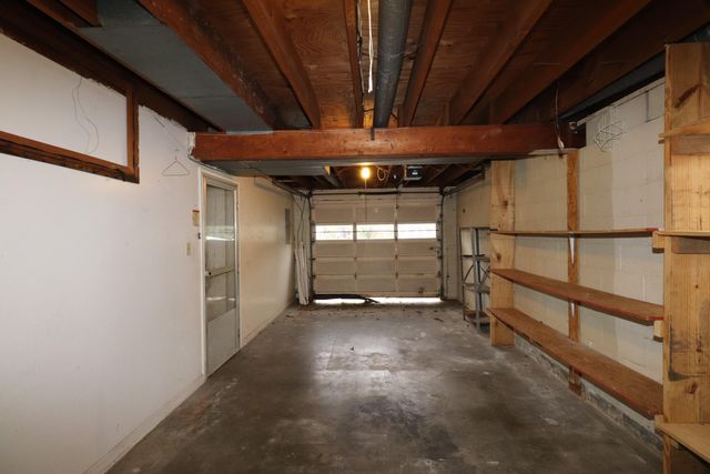 1860 Russell Cave Road, Lexington, KY 40505