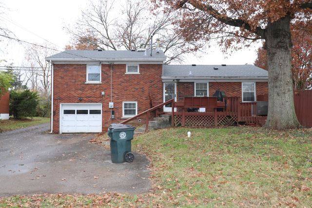 1860 Russell Cave Road, Lexington, KY 40505