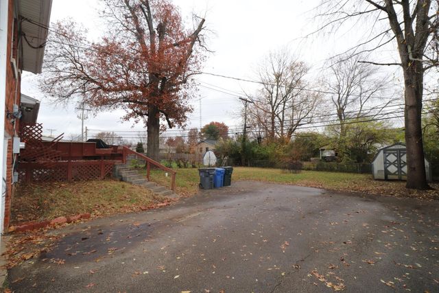 1860 Russell Cave Road, Lexington, KY 40505