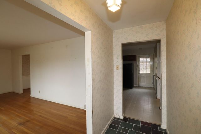 1860 Russell Cave Road, Lexington, KY 40505