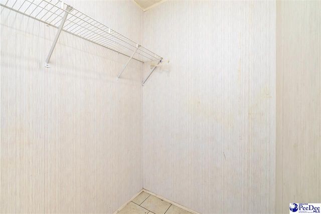 1629 Shady Oak Ln, Florence, SC 29506