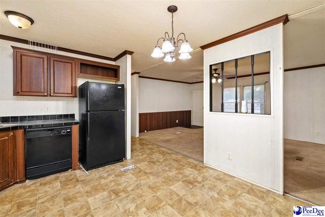 1629 Shady Oak Ln, Florence, SC 29506