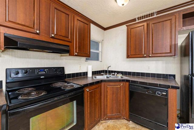 1629 Shady Oak Ln, Florence, SC 29506