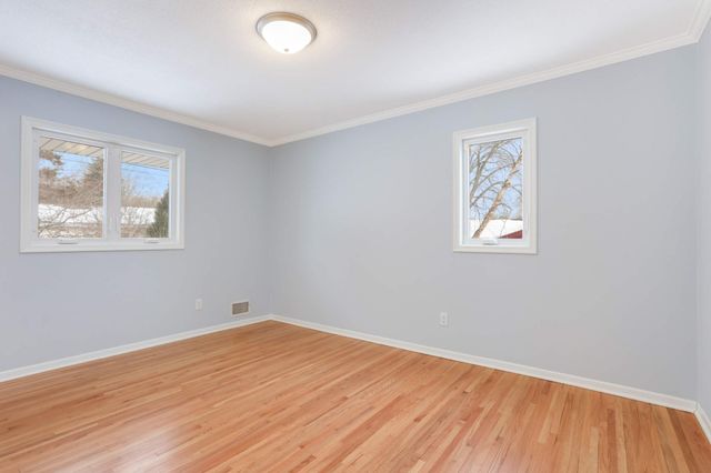 8324 29th Avenue N, New Hope, MN 55427