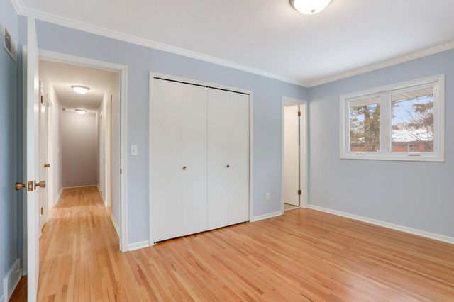 8324 29th Avenue N, New Hope, MN 55427