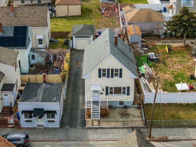 275 Dartmouth St, New Bedford, MA 02740