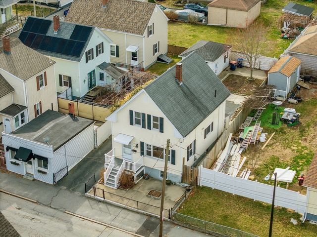 275 Dartmouth St, New Bedford, MA 02740