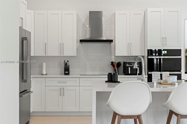 7771 SW 99th St, Miami, FL 33156