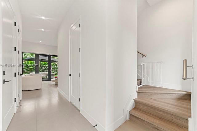 7771 SW 99th St, Miami, FL 33156