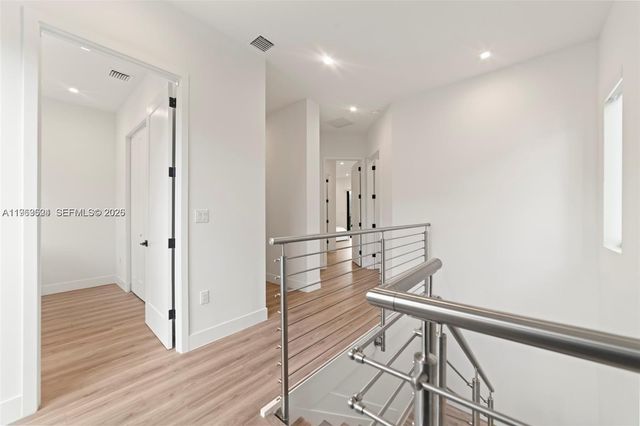 7771 SW 99th St, Miami, FL 33156