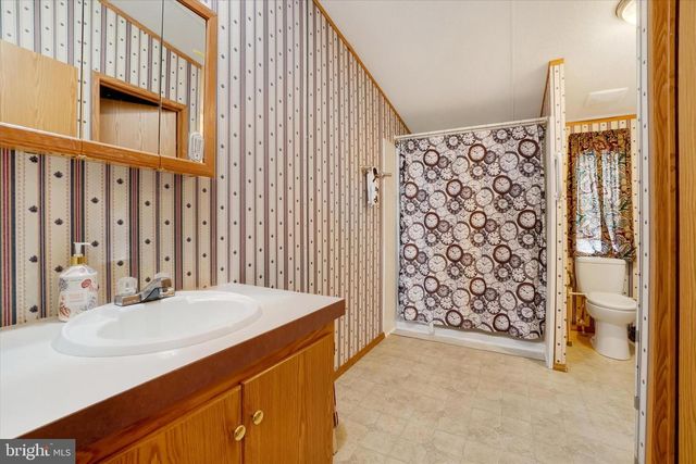123 WHITE TAIL LN, Windsor, PA 17366