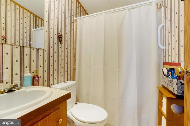 123 WHITE TAIL LN, Windsor, PA 17366