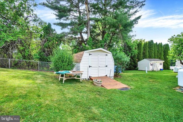 123 WHITE TAIL LN, Windsor, PA 17366