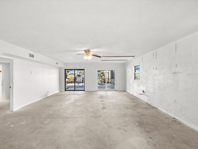 5956 SEASIDE DRIVE, New Port Richey, FL 34652