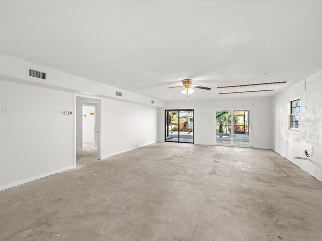 5956 SEASIDE DRIVE, New Port Richey, FL 34652