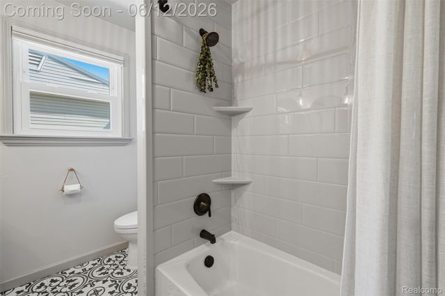 5334 Military Avenue, Brighton Township, MI 48116