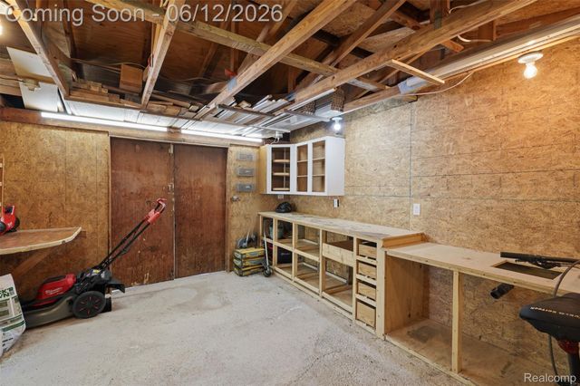 5334 Military Avenue, Brighton Township, MI 48116